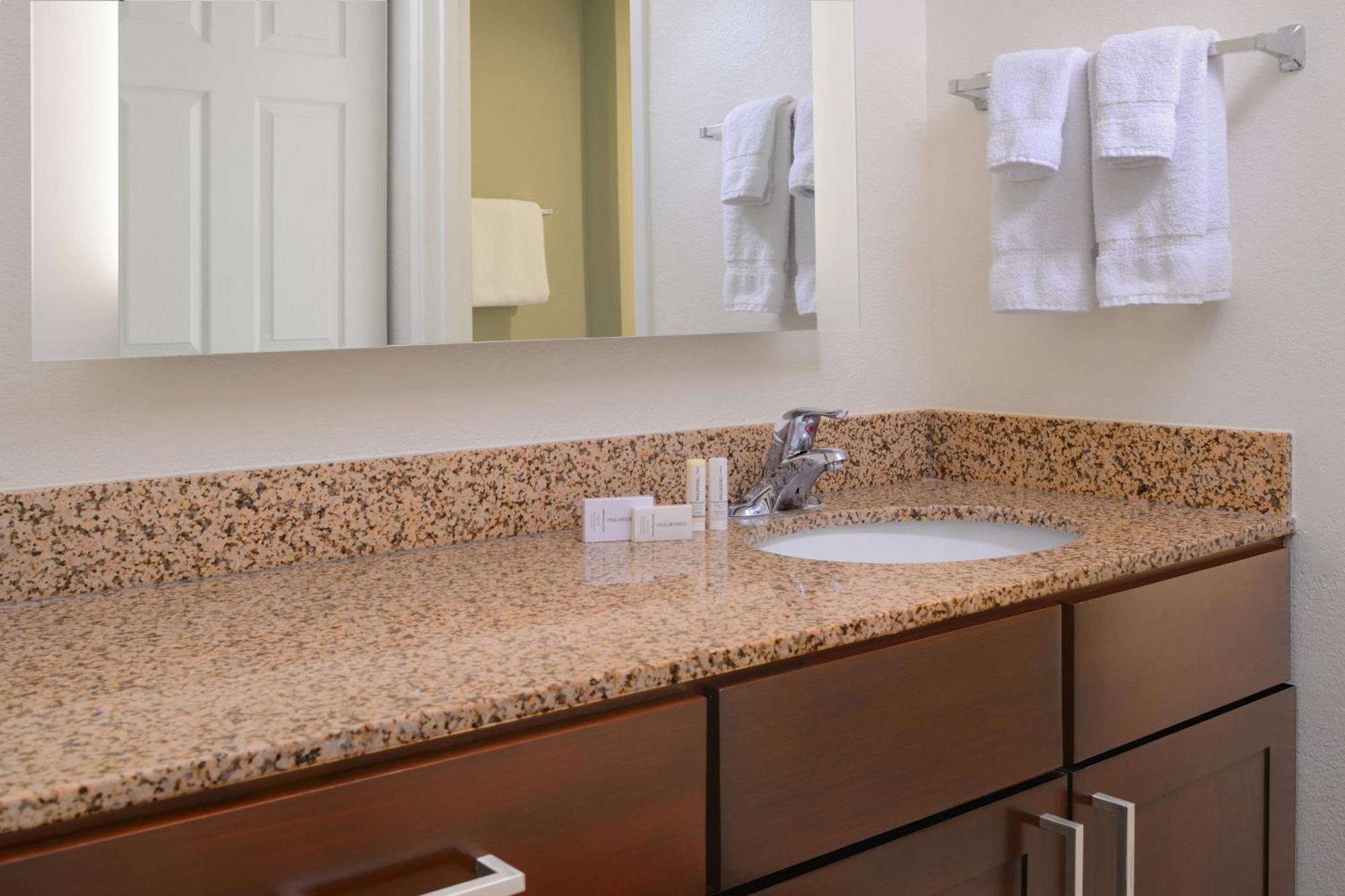 Residence Inn By Marriott San Antonio Airport/Alamo Heights Exterior photo