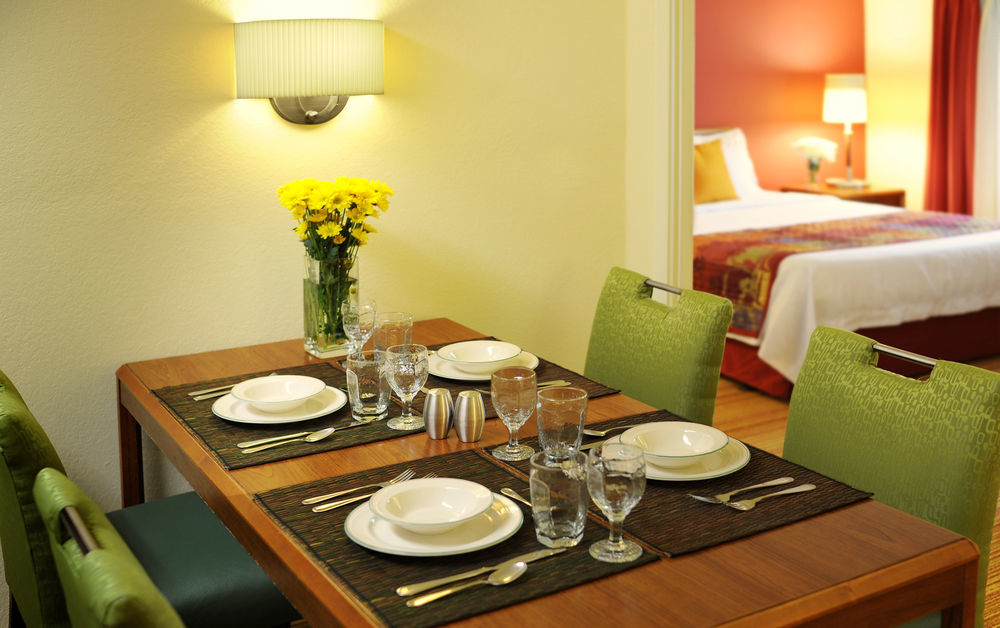 Residence Inn By Marriott San Antonio Airport/Alamo Heights Room photo