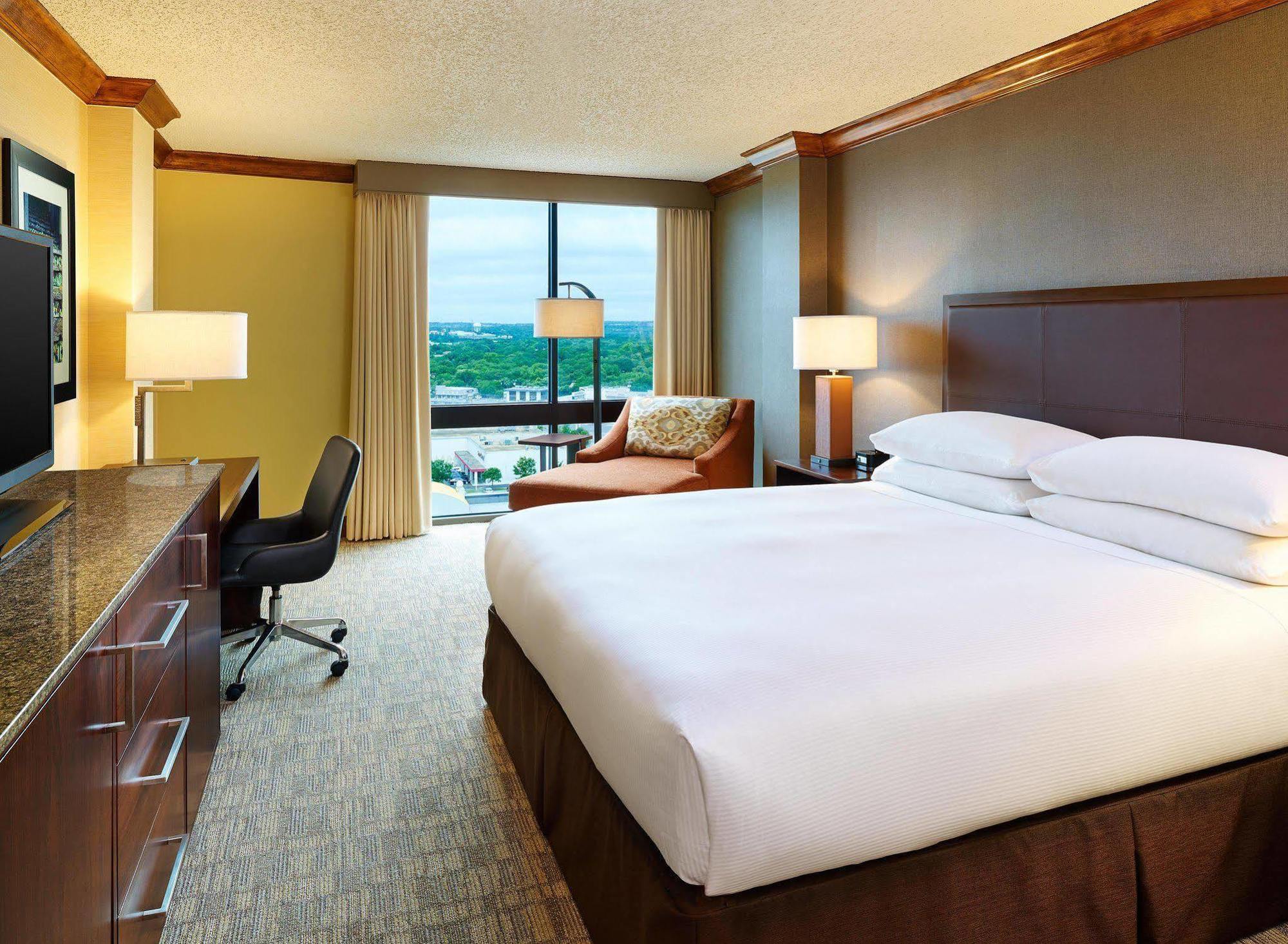 Residence Inn By Marriott San Antonio Airport/Alamo Heights Exterior photo