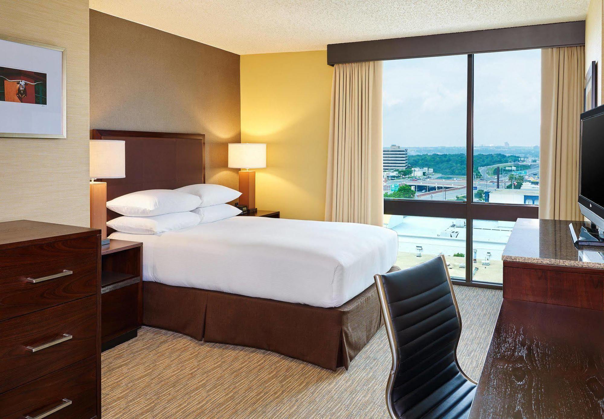 Residence Inn By Marriott San Antonio Airport/Alamo Heights Exterior photo